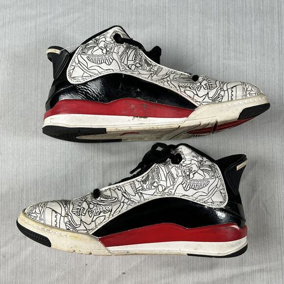 Nike Air Jordan Dub Zero Black Red Youth Size 2 Y Basketball Shoes DV1359-162 - Picture 1 of 7
